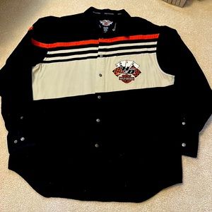 Great Vintage Harley-Davidson heavy weight cotton shirt embroidered logo…